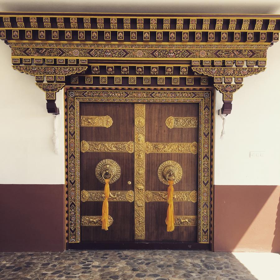 Royal Mustang Resort Nāmbo 외부 사진