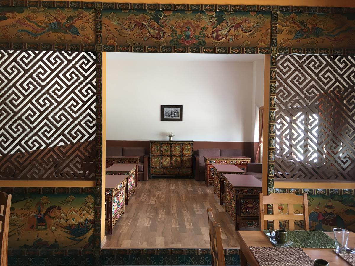 Royal Mustang Resort Nāmbo 외부 사진